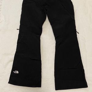 The North Face HYVENT Snow/ Ski Pants